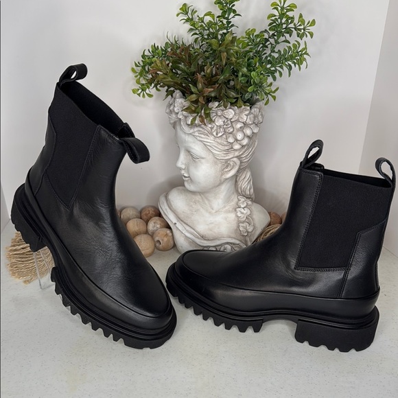 ALL SAINTS Women's Harlee Pull On Chelsea Boots Euro 38.5/8.5 NWOB - Picture 2 of 12